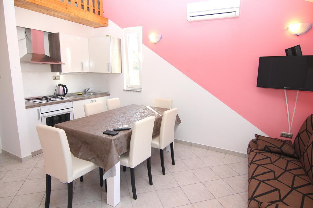 Apartments Ljubic Đảo Pag Ngoại thất bức ảnh