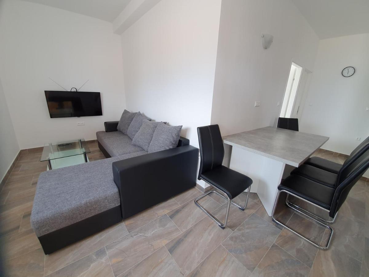 Apartments Ljubic Đảo Pag Ngoại thất bức ảnh