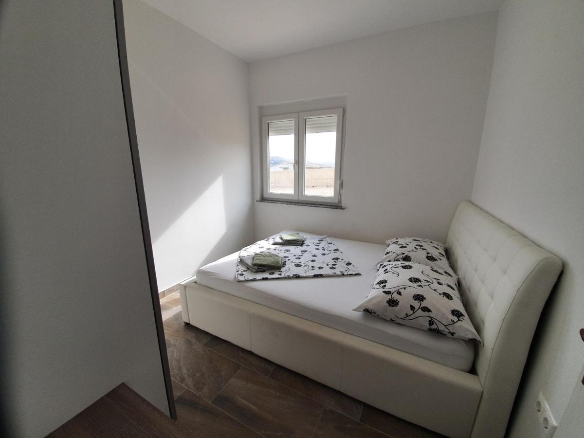 Apartments Ljubic Đảo Pag Ngoại thất bức ảnh